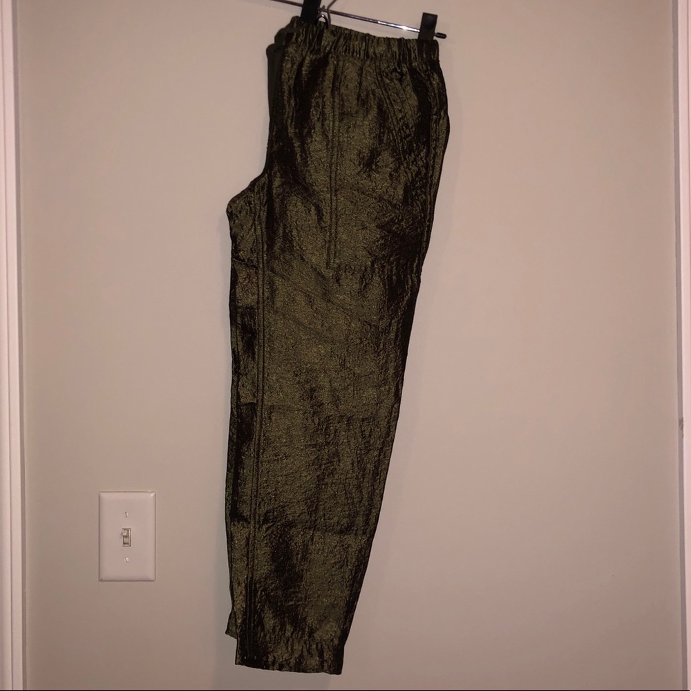 J. Crew Army Green Capri Pants - Picture 3 of 5